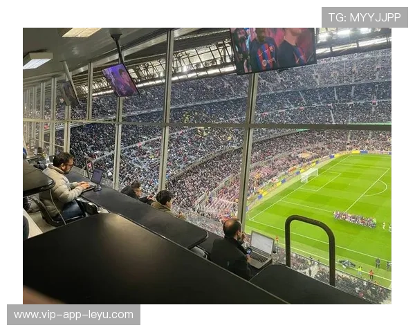 巴萨若以文化复兴为中心，球迷热情将全面回暖