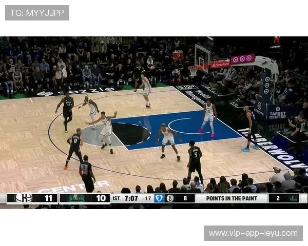 登贝莱反复变向晃开防守