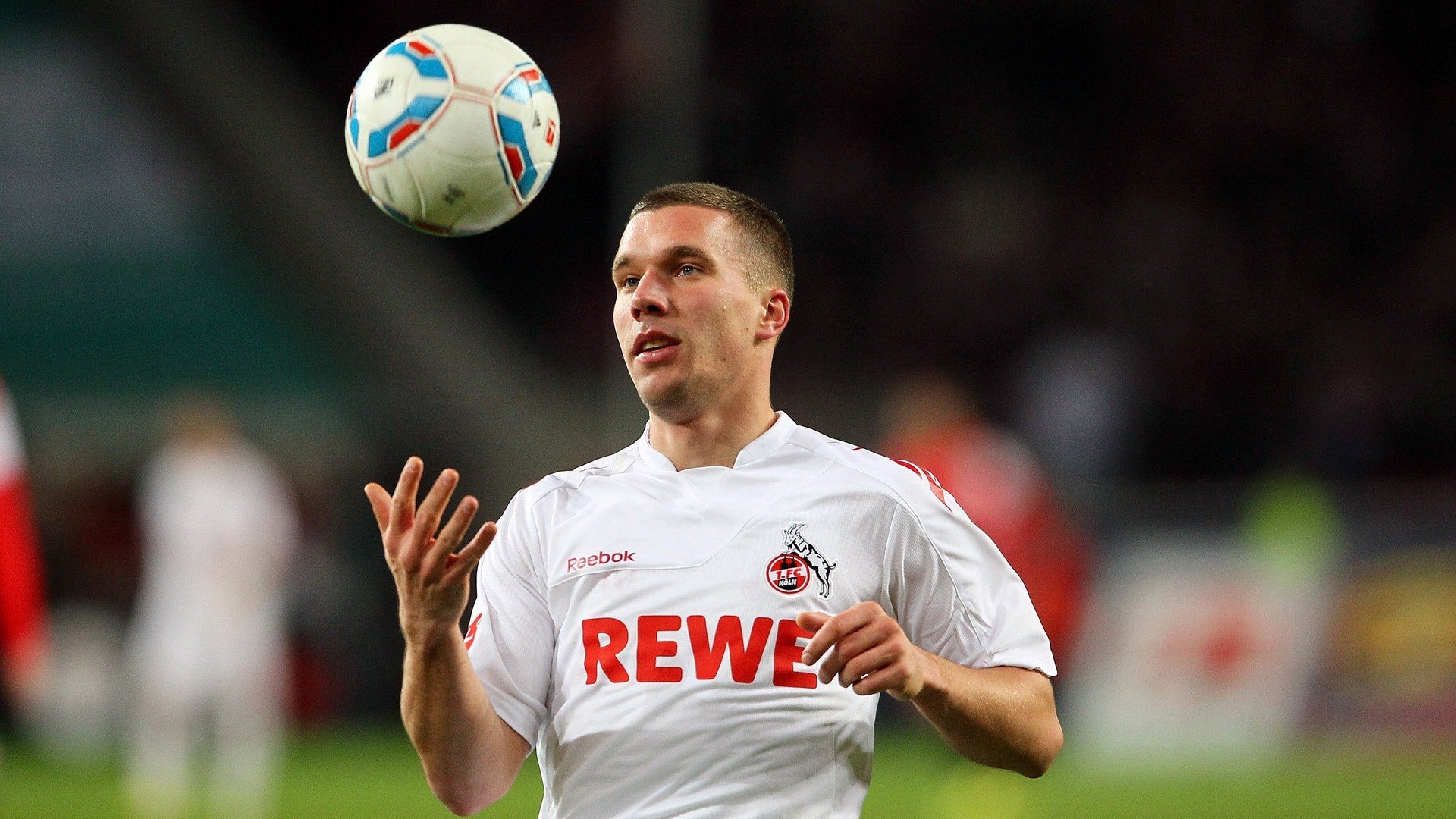 西甲绽放神奇:过人&射门的闪耀瞬间,西甲门将进球